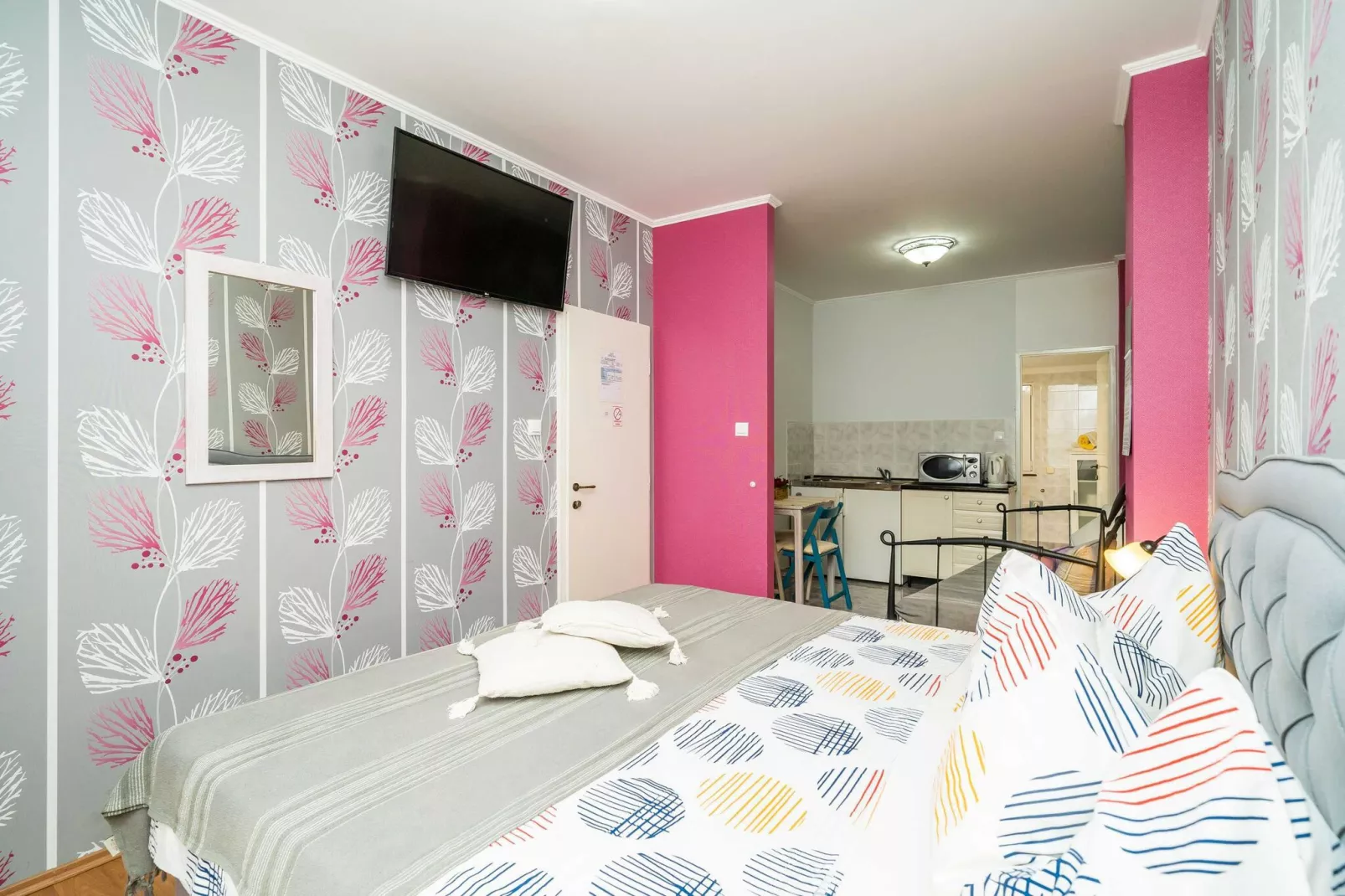 Apartment Villa Palma- Studio Apartment with Balcony and Sea View (Studio apartman 1)-Bedroom