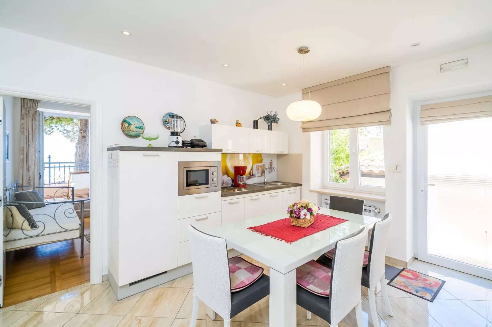 Apartment Villa Palma- Two Bedroom Apartment with Terrace and Sea View ( Apartman 4)-Dining room