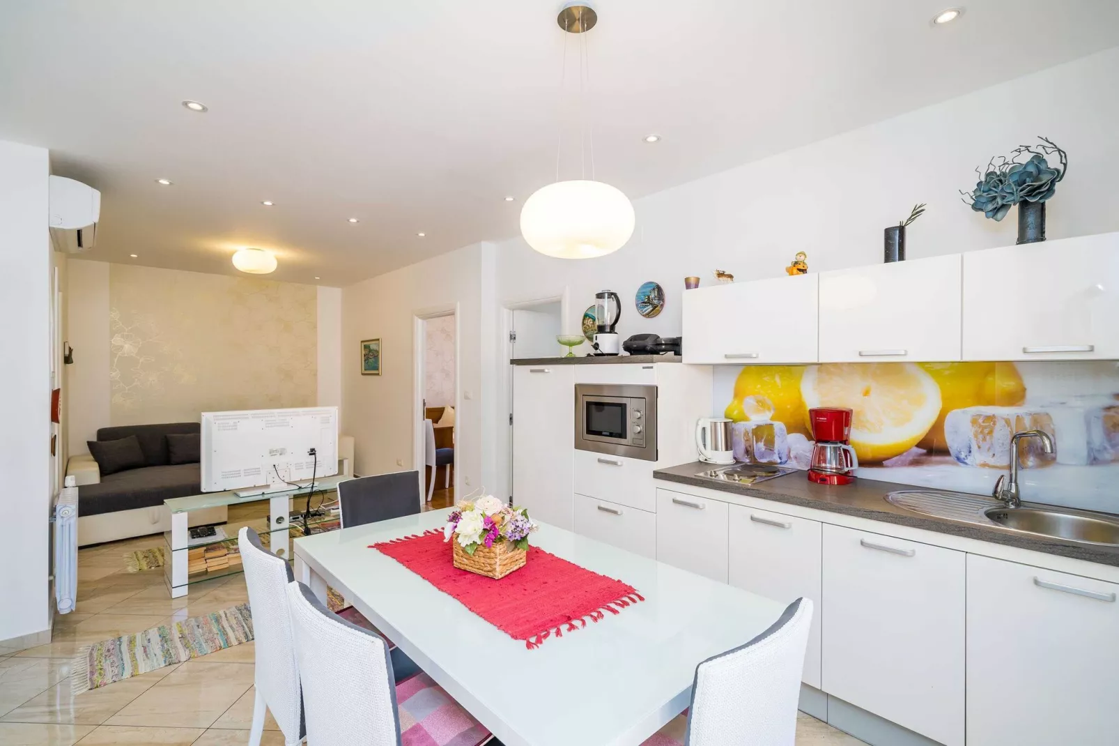 Apartment Villa Palma- Two Bedroom Apartment with Terrace and Sea View ( Apartman 4)-Kitchen