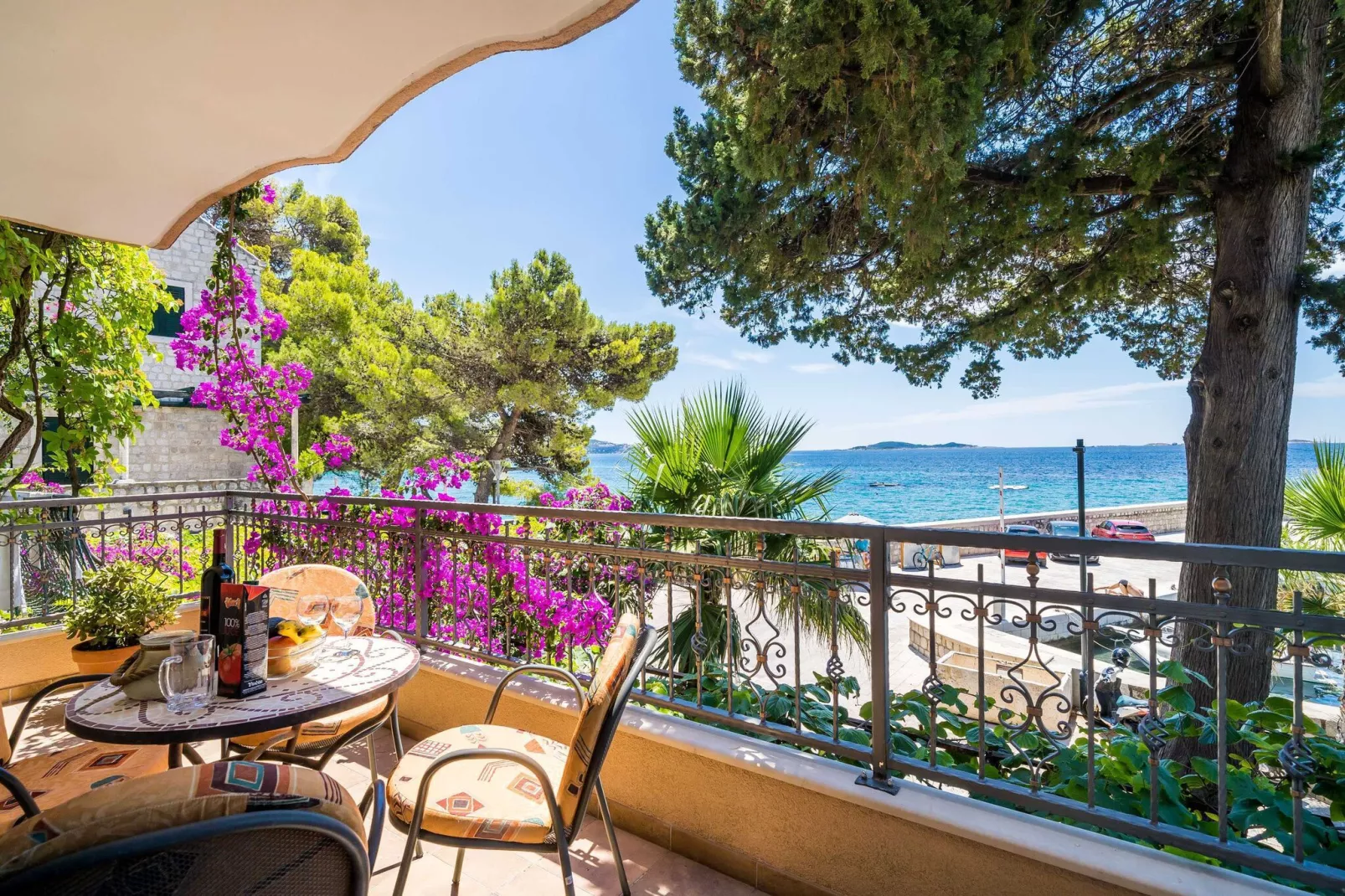 Apartment Villa Palma- Two Bedroom Apartment with Terrace and Sea View ( Apartman 4)-Terrace