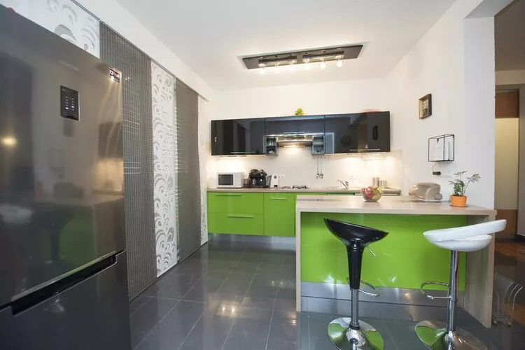 Holiday Home Elijah Creek - One Bedroom Home with Pool-Kitchen