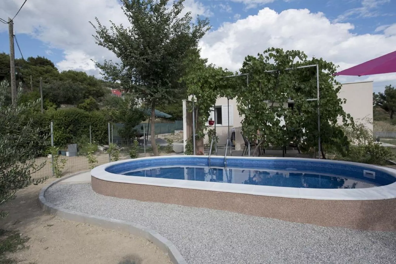 Holiday Home Elijah Creek - One Bedroom Home with Pool-Pool