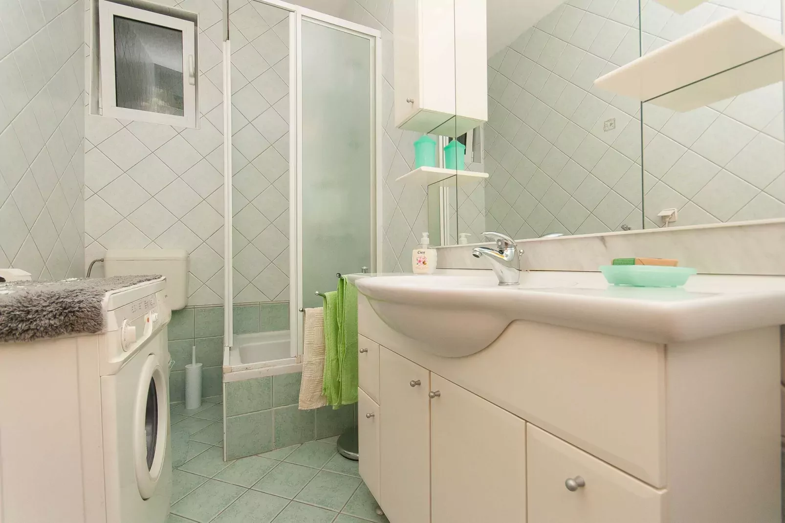 Apartment Brajki-Three Bedroom Apartment with Balcony and Sea View-Badezimmer