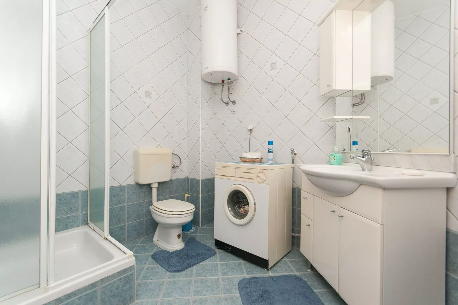 Apartment Brajki-Three Bedroom Apartment with Balcony and Sea View-Badezimmer