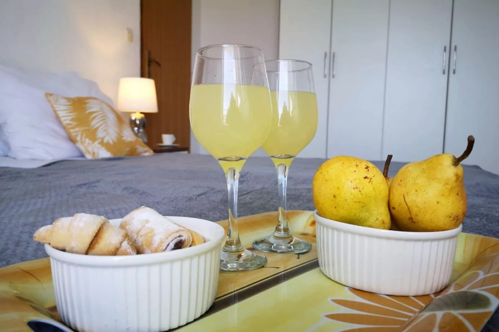 Apartment Wish - Two Bedroom Apartment with Sea View Terrace-Wohnzimmer