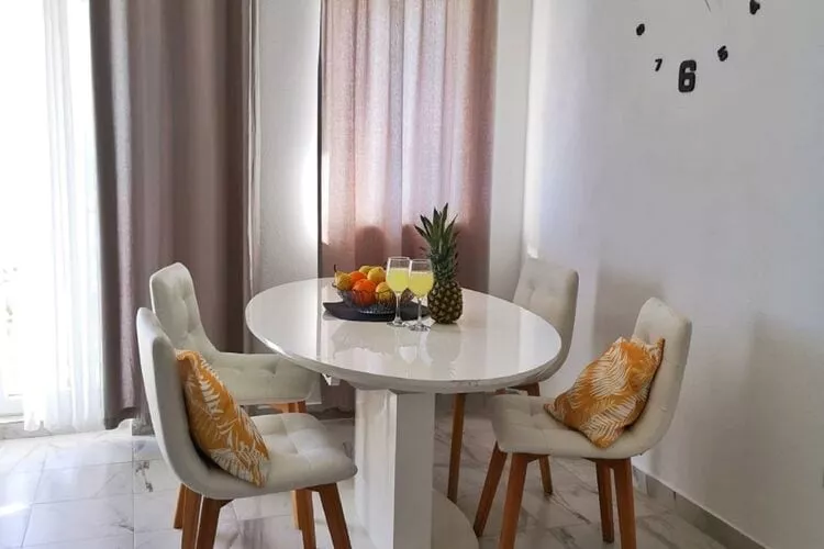 Apartment Wish - Two Bedroom Apartment with Sea View Terrace-Esszimmer