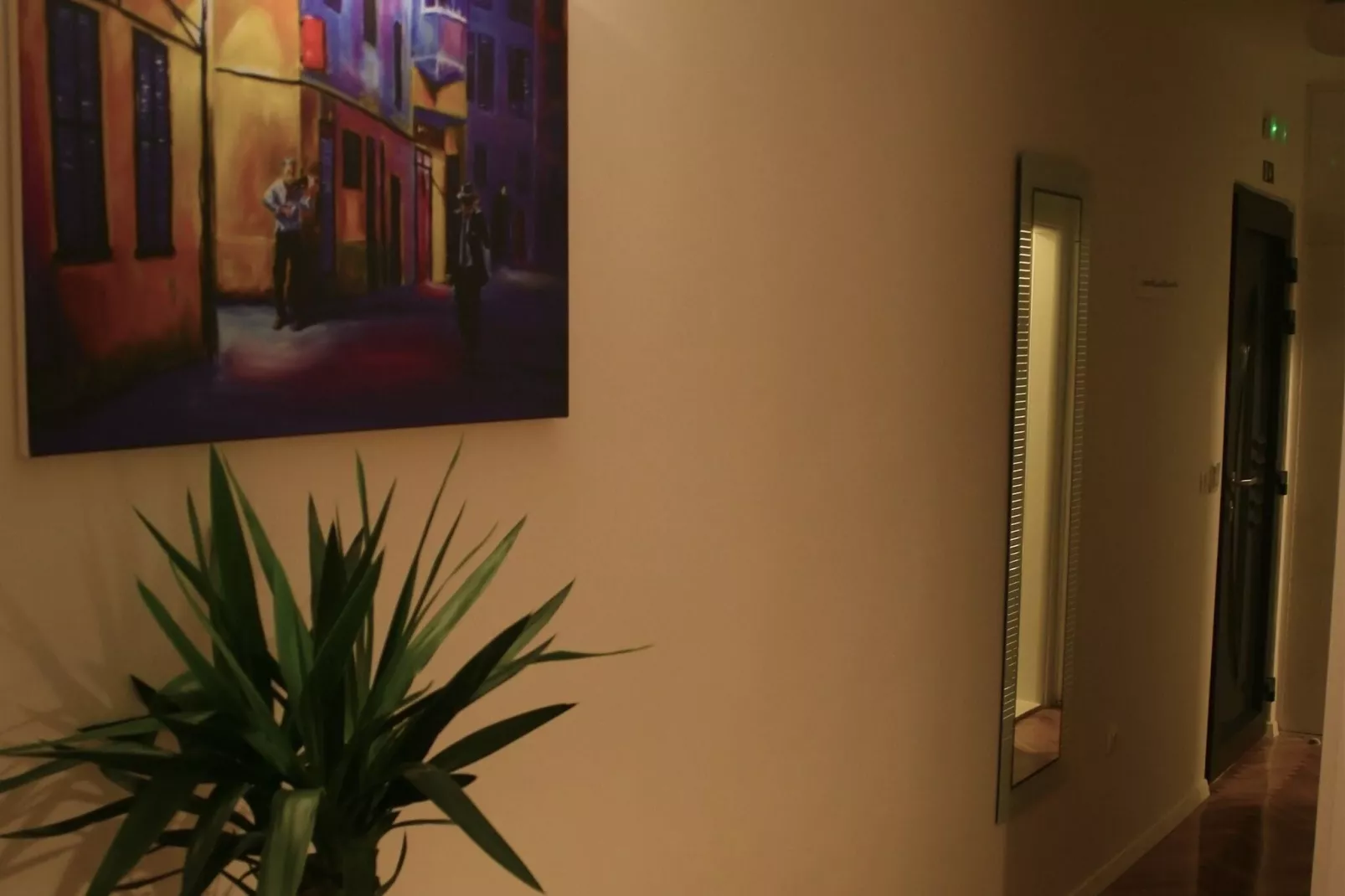 Old City Center Suite - One Bedroom Suite-Indoor