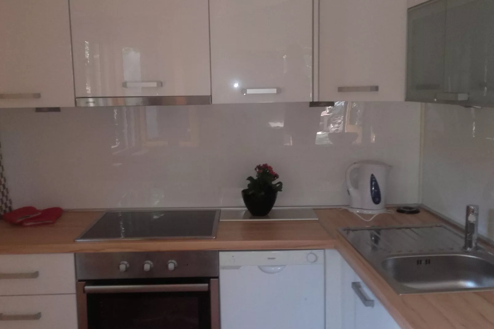 Holiday Home Pavarotti-Three Bedroom Holiday Home with Terrace-Cuisine