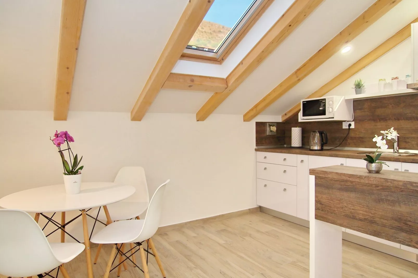 Apartments Sweet Escape - Studio Apartment with Terrace and Sea View (2)-Kitchen