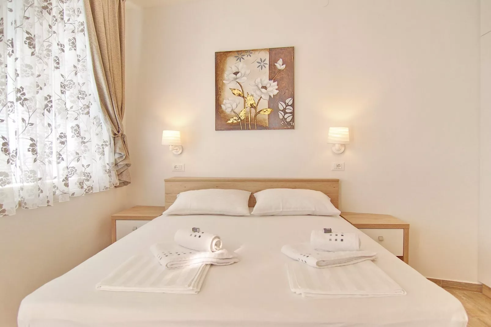 Apartments Sweet Escape- Studio Apartment with Terrace and  Sea View-Bedroom