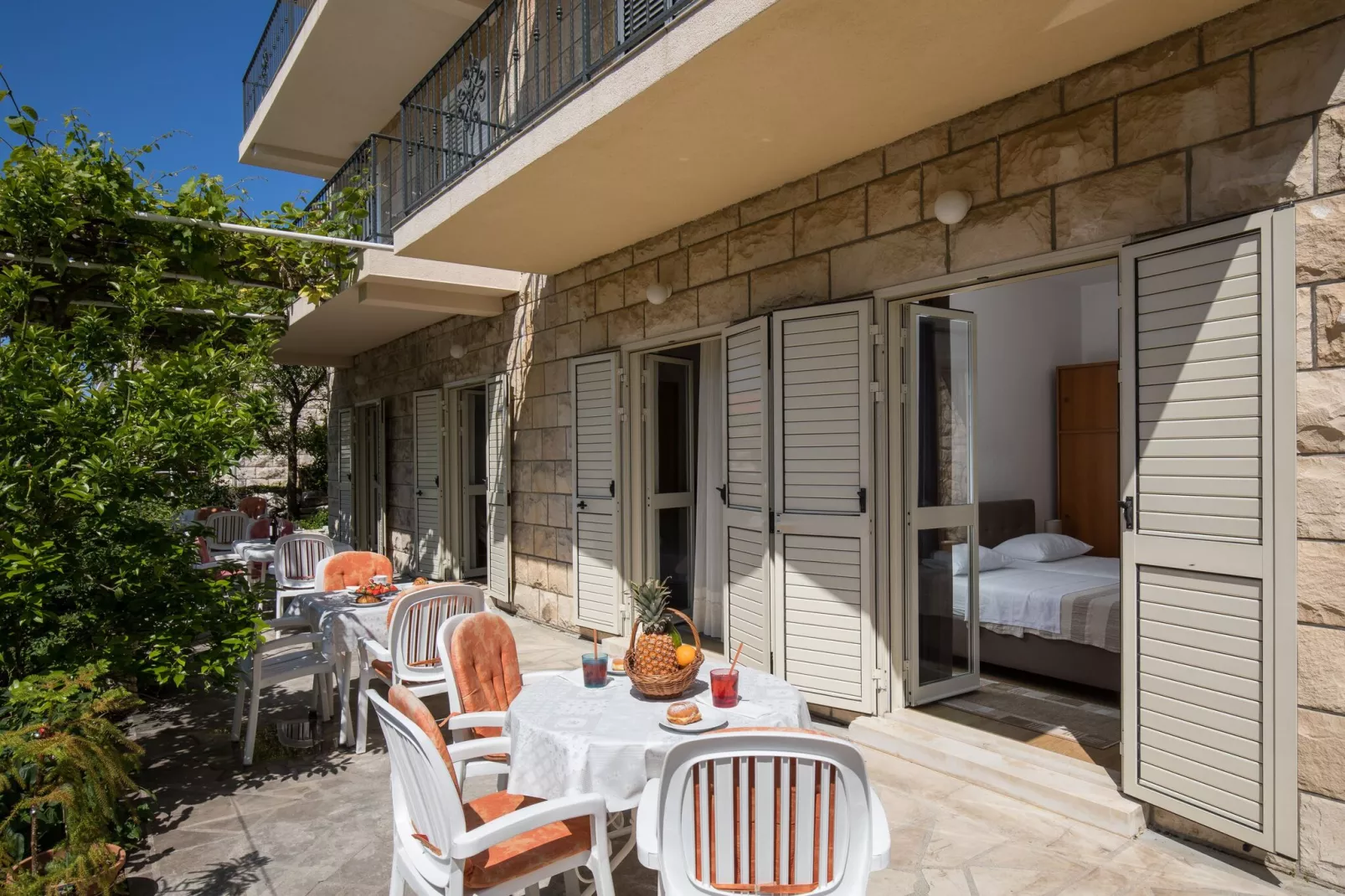 Begović Guest House - Double or Twin Room (Boogie)-Terrace