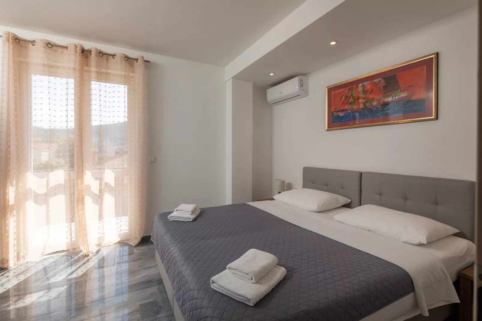 Begović Guest House - One-Bedroom Apartment (LILLY)-Living room