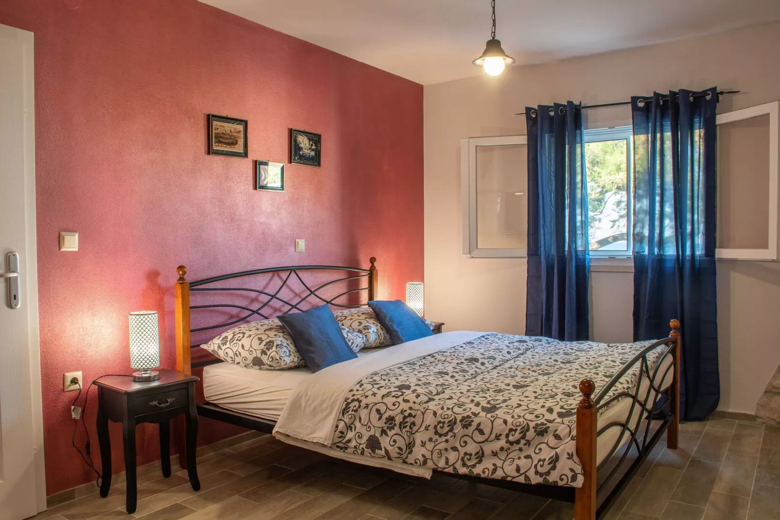 Holiday Home Luna - Two Bedroom Holiday Home with Sea View-Chambre