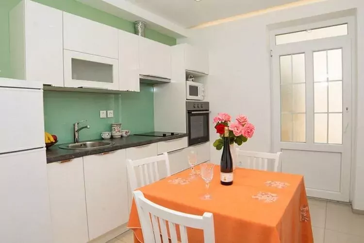 Apartments Stella - One Bedroom Apartment with Terrace A1-Kitchen