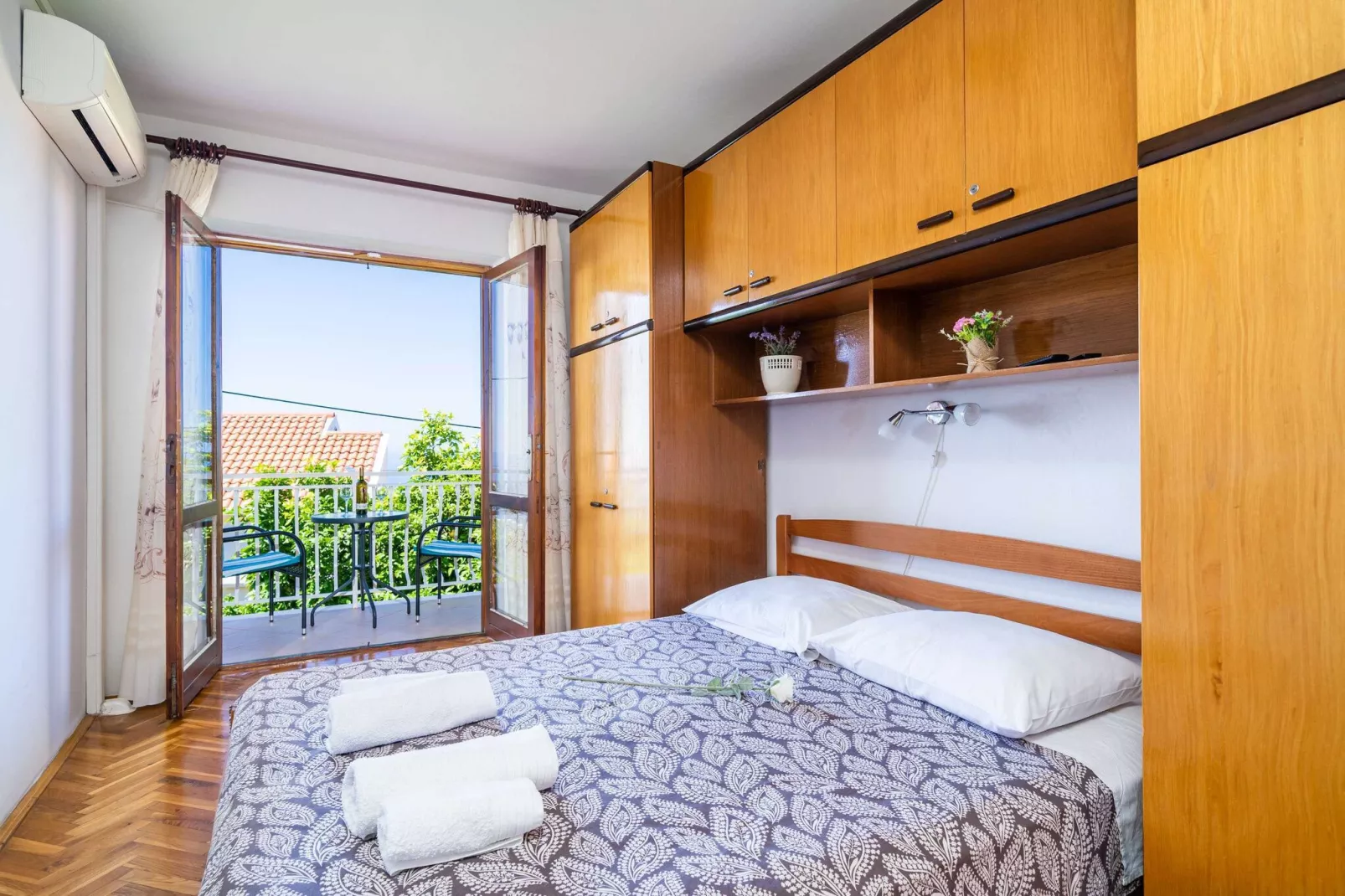 Apartments Stella - Three-Bedroom Apartment with Balcony and Terrace-Bedroom