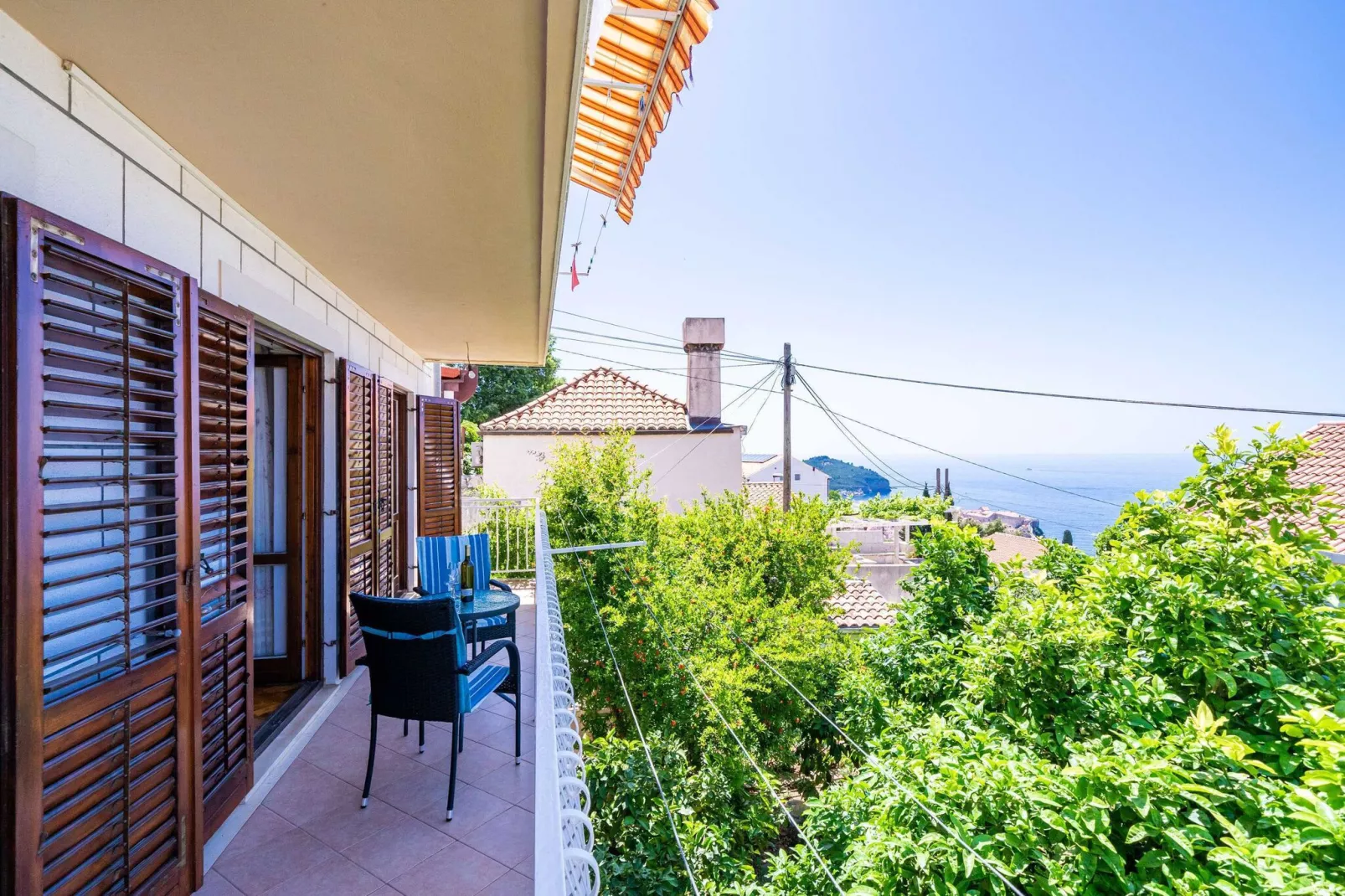 Apartments Stella - Three-Bedroom Apartment with Balcony and Terrace-Terrace balcony