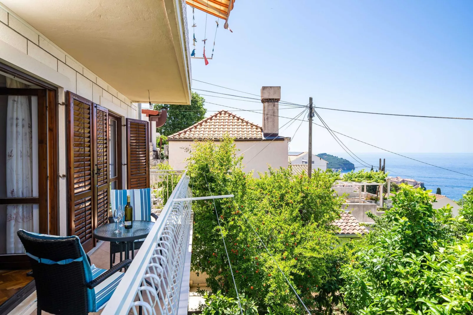 Apartments Stella - Three-Bedroom Apartment with Balcony and Terrace-Terrace balcony