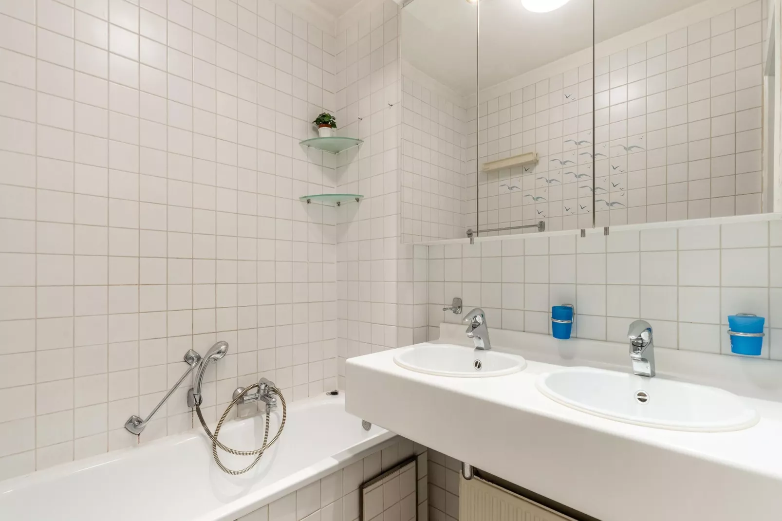 Chez Rose-Bathroom
