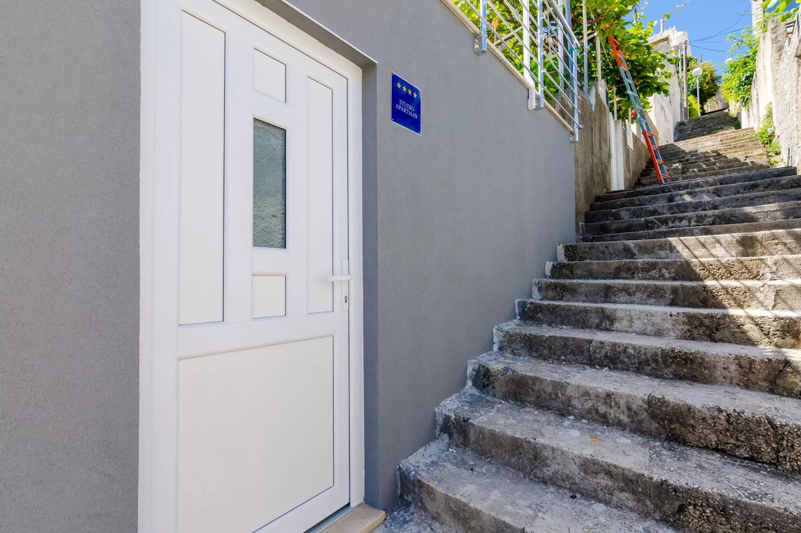 Apartment Lea - Studio Apartment-Outdoor