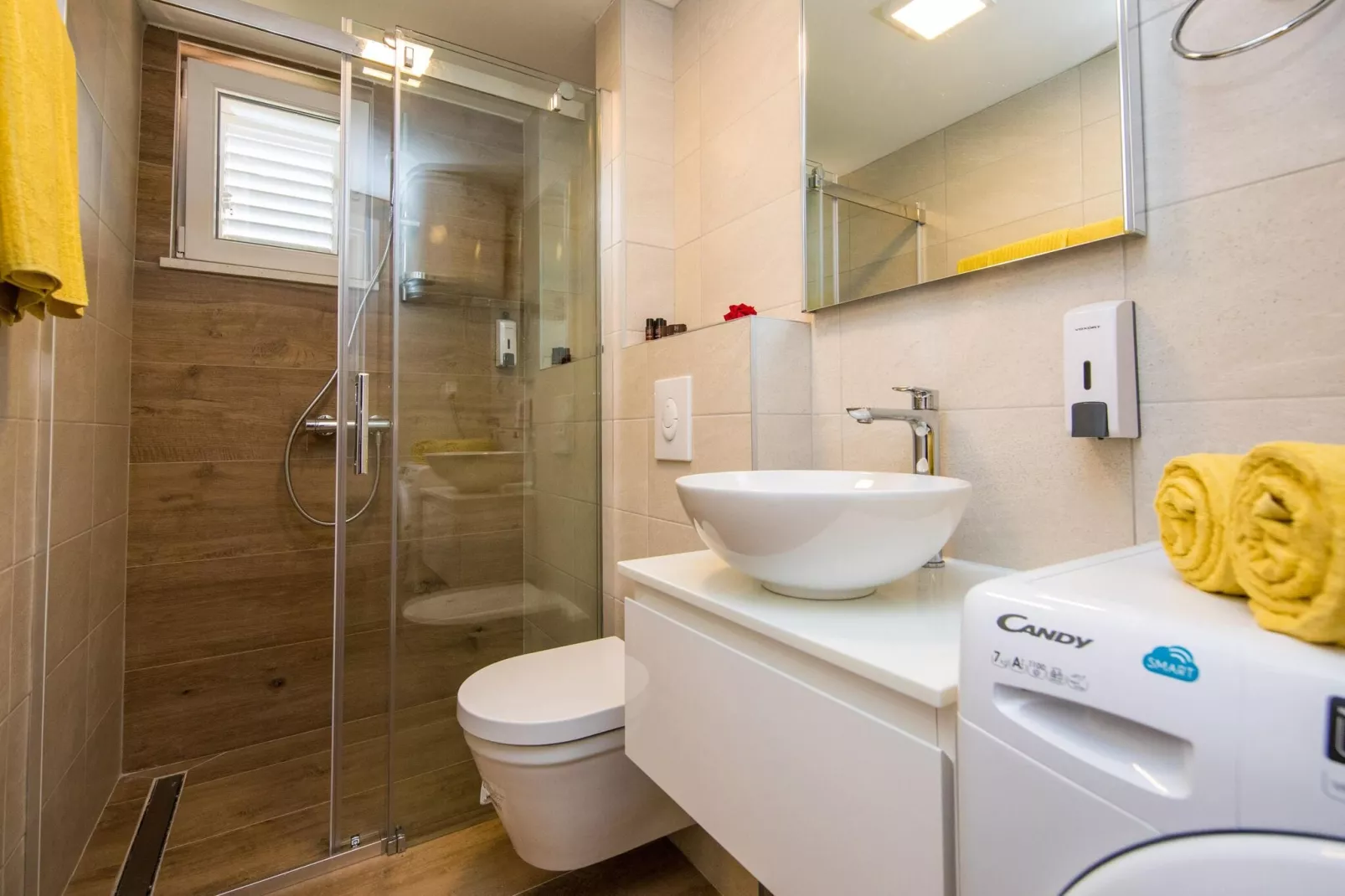 Apartment Velvet - Studio Apartment with Hot Tub-Bathroom