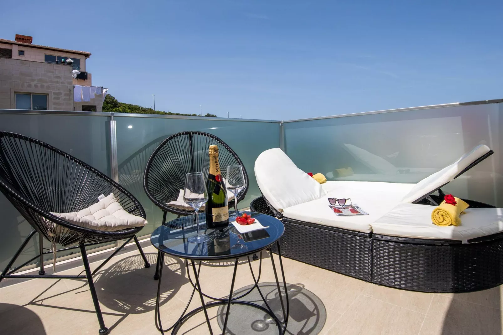 Apartment Velvet - Studio Apartment with Hot Tub-Terrace