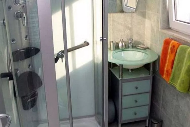 Just by the Sea Apartments- Studio Apartment with Terrace and Sea View ( Modern Loft )-Bathroom