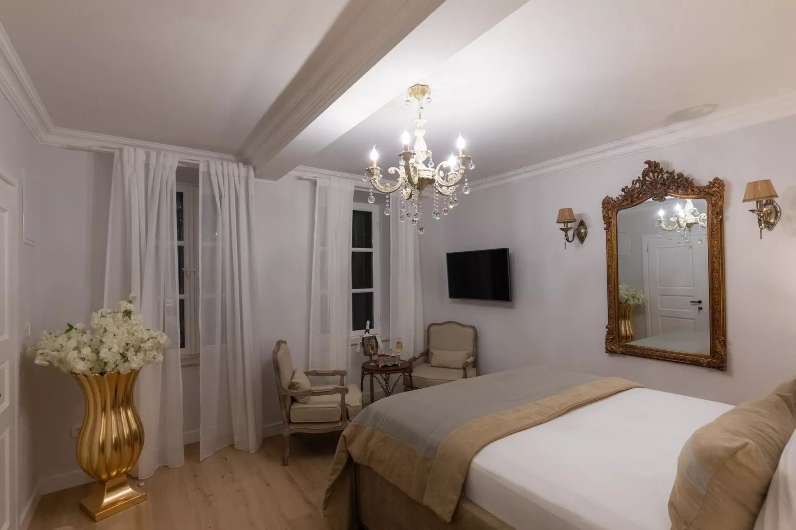 Vivaldi - Comfort Double Room (S2)-Bedroom