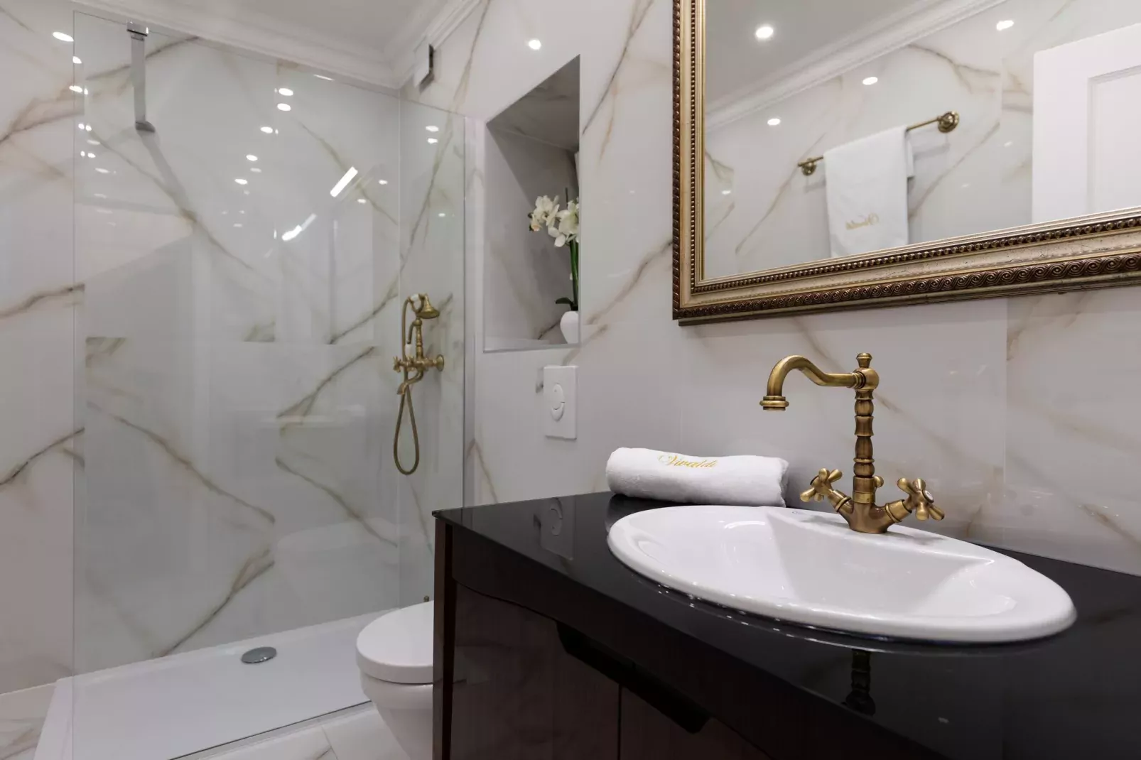 Vivaldi - Comfort Double Room (S2)-Bathroom