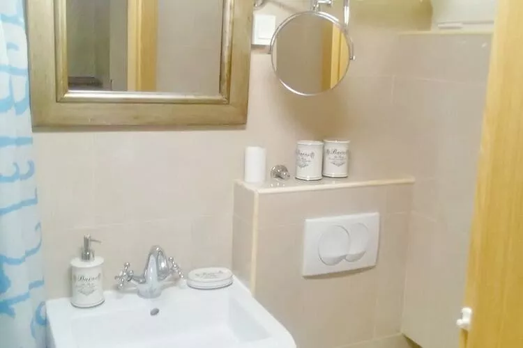 Apartment Rita - One Bedroom Apartment-Salle de bain