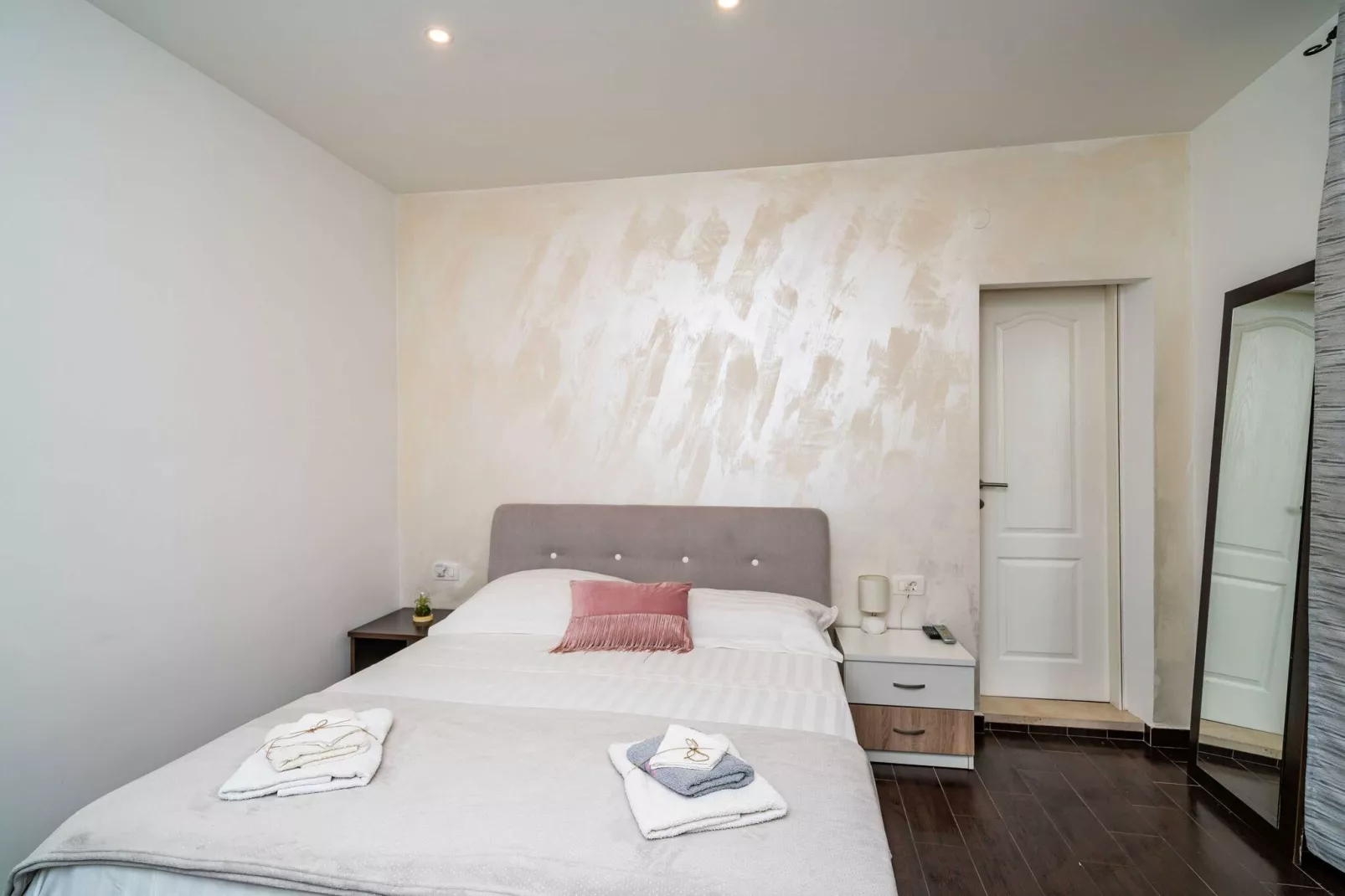 Apartments Dub - One-Bedroom Apartment (no.3)-Chambre