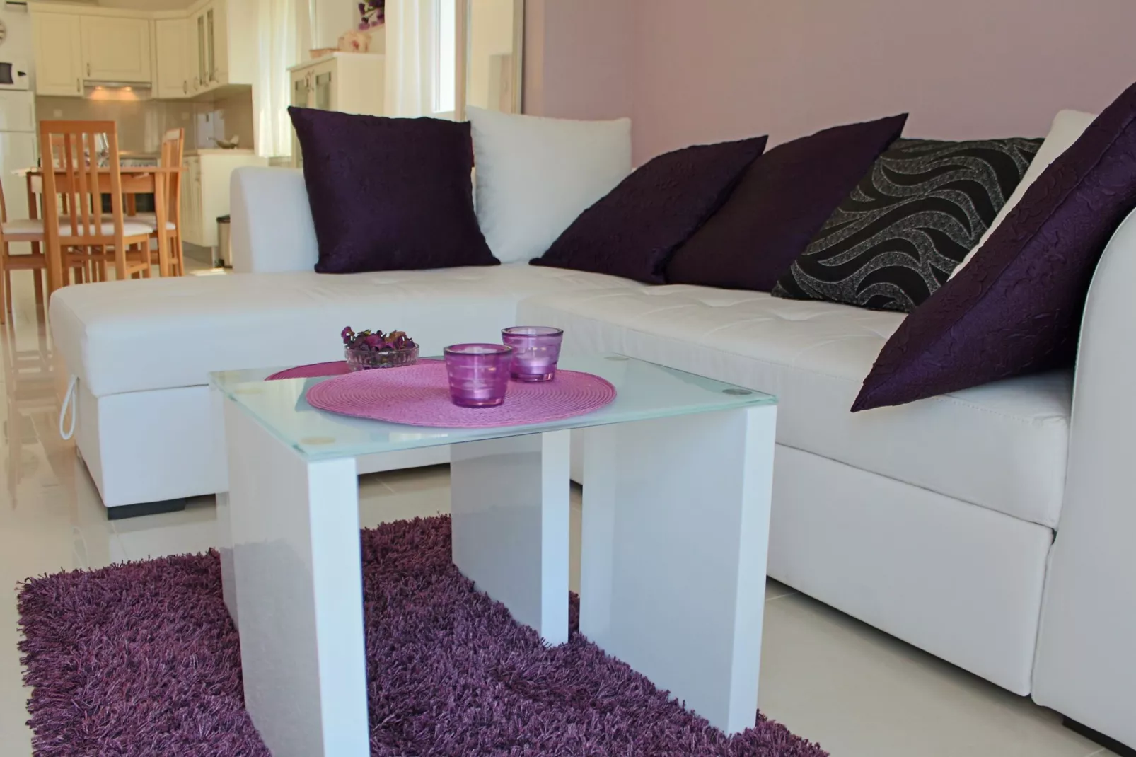 Apartment Siesta - Two-Bedroom Apartment with Balcony and Sea View-Wohnzimmer