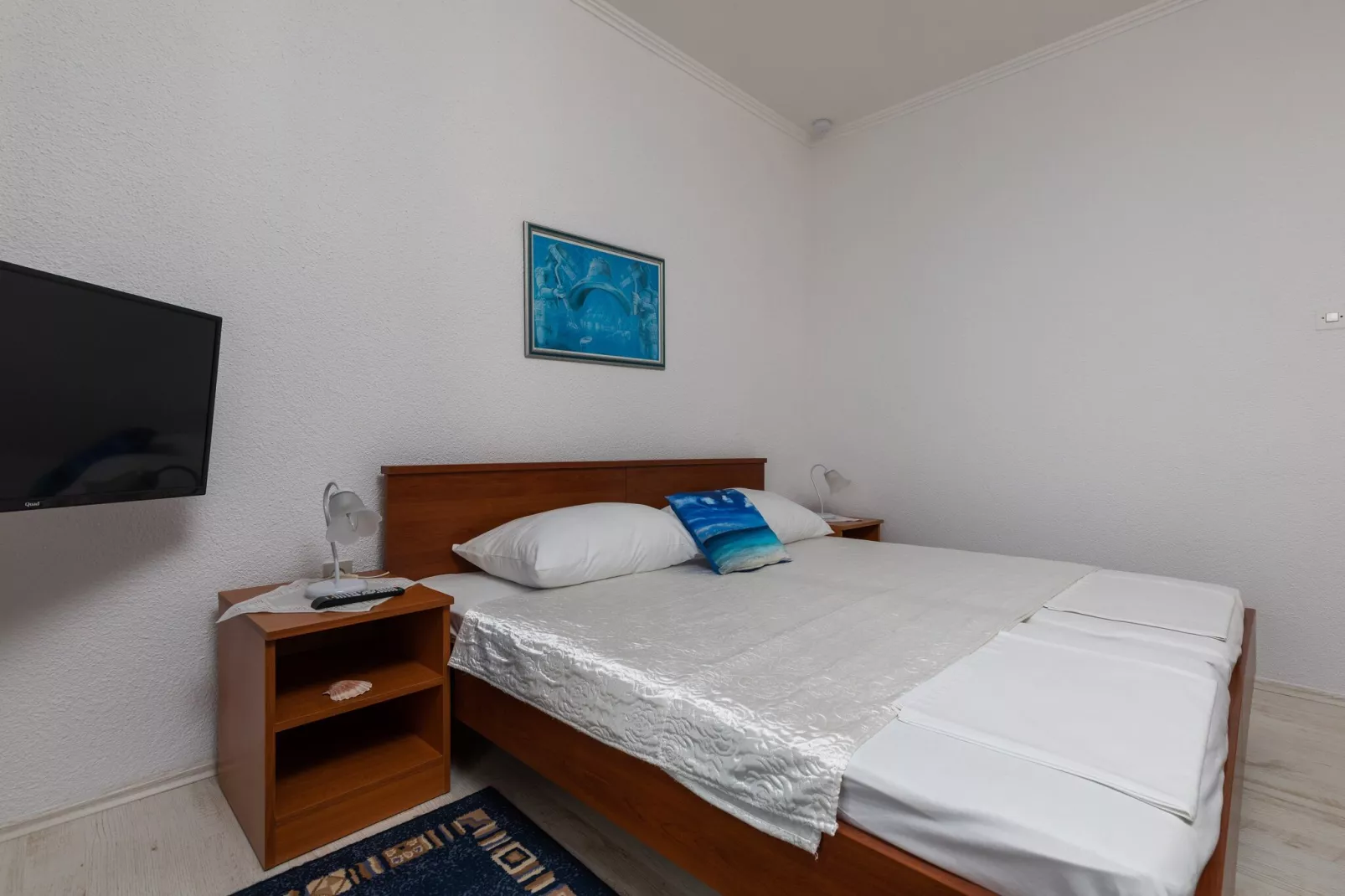 Apartments Belenum - One-Bedroom Apartment with Balcony and Sea View (no.3)-Bedroom