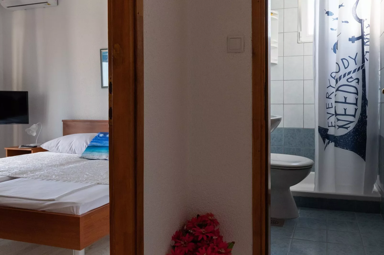 Apartments Belenum - One-Bedroom Apartment with Balcony and Sea View (no.3)-Bedroom