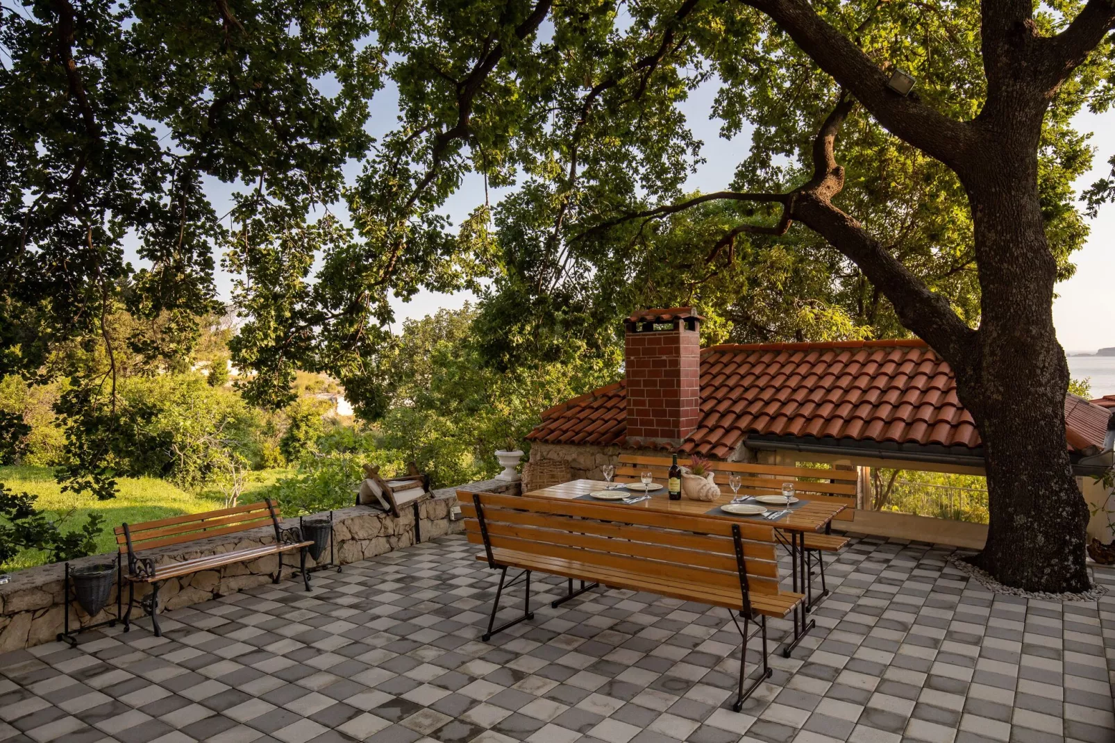 Apartments Belenum - Comfort Double Room with Balcony and Sea View (no.1)-Terrace