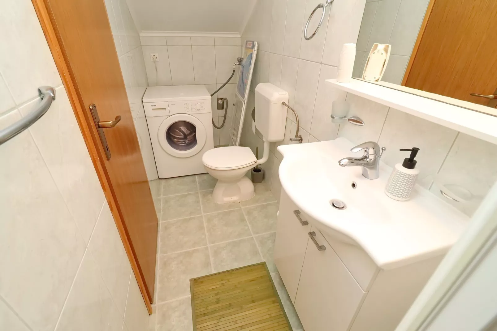 Apartments K &  N -One Bedroom Apartment-Salle de bain