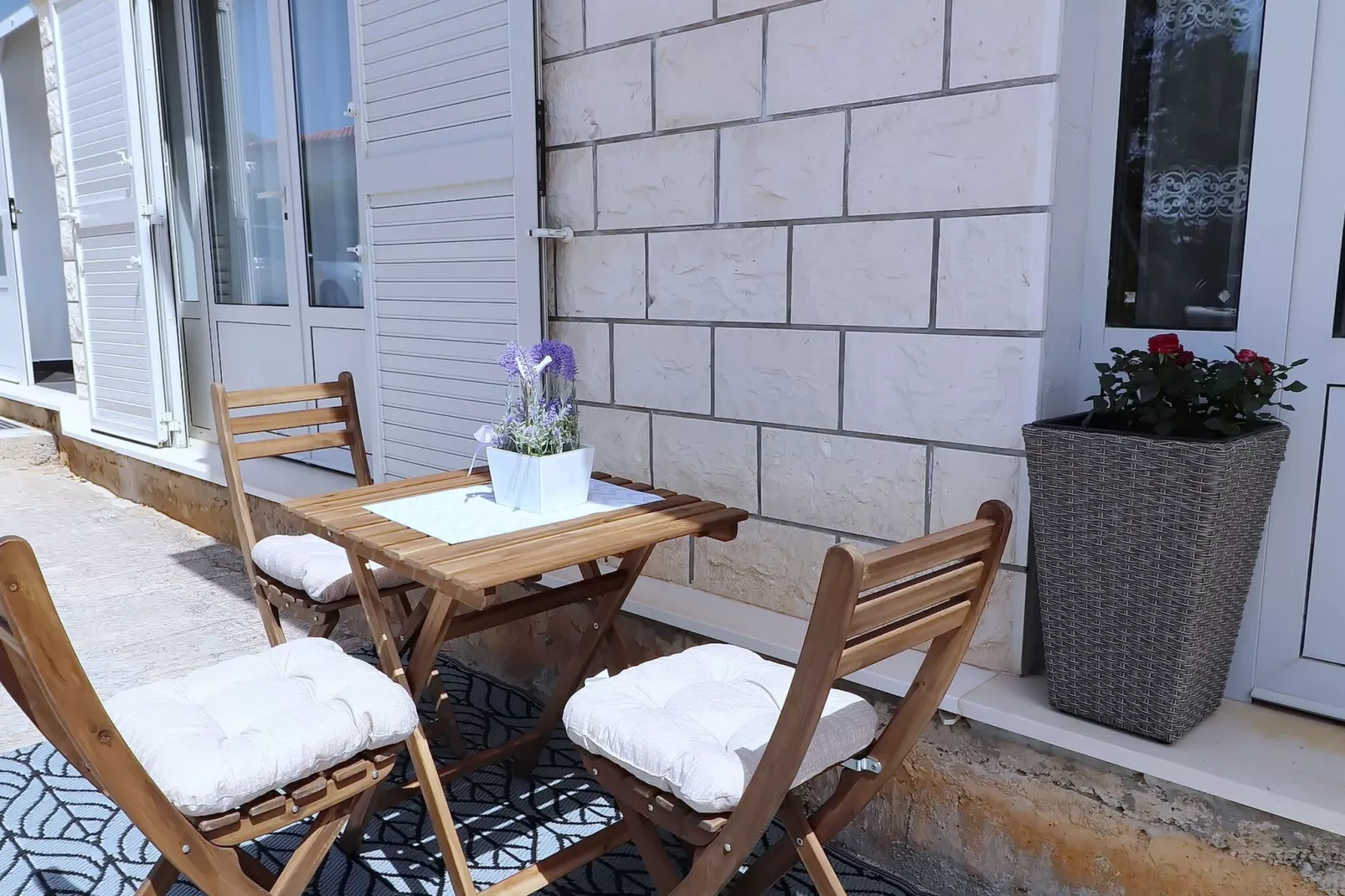 Apartments K &  N -One Bedroom Apartment-Terrasse
