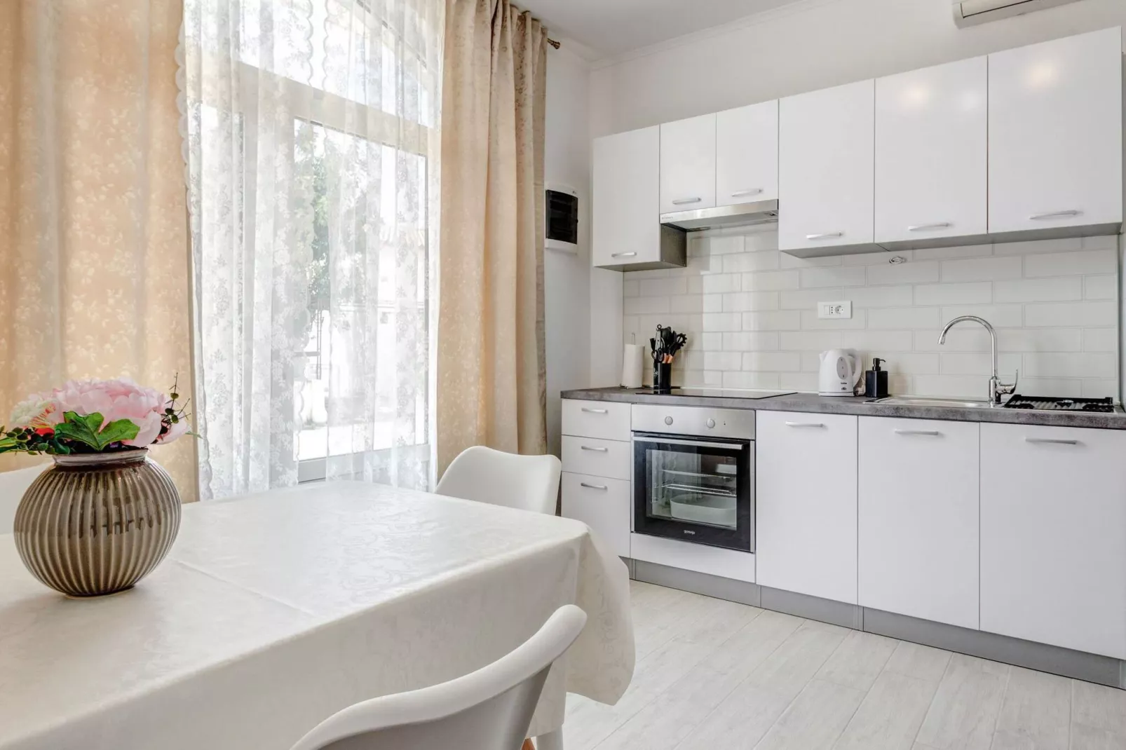 Apartments K & N - One bedroom apartment  A2-Kitchen