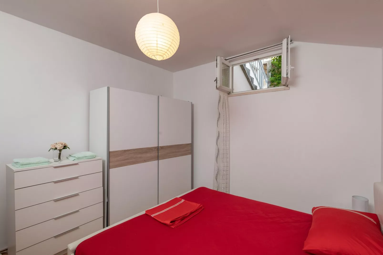 Apartment L&L - Two-Bedroom Apartment with Terrace-Chambre