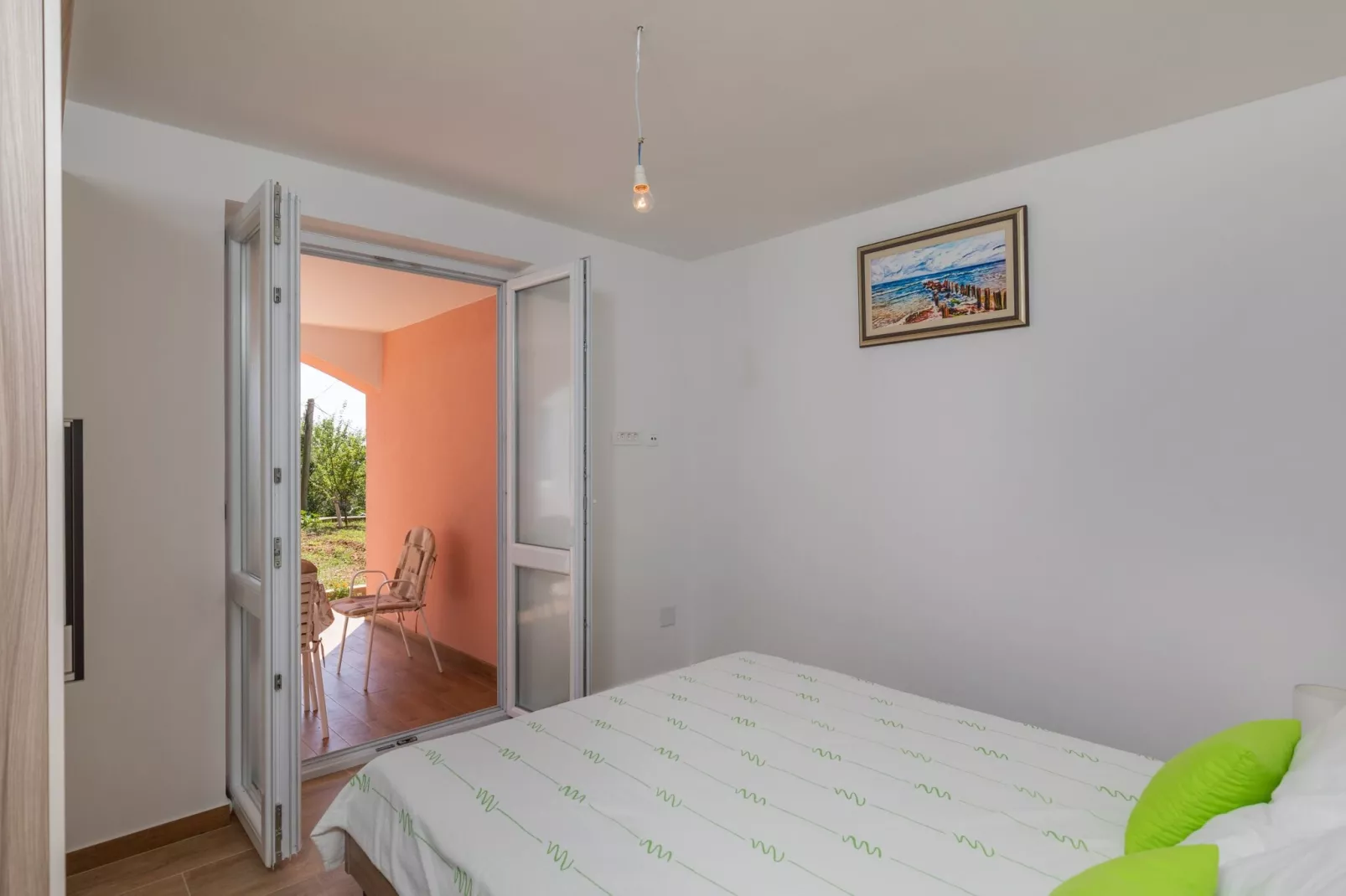 Apartment Nike - Two-Bedroom Apartment with Terrace-Chambre
