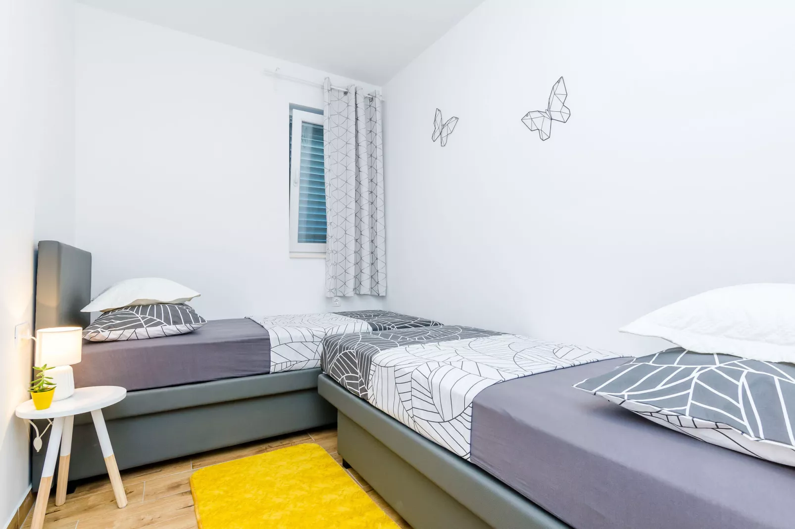 Apartment Moon River - Two-Bedroom Apartment with Terrace-Schlafzimmer