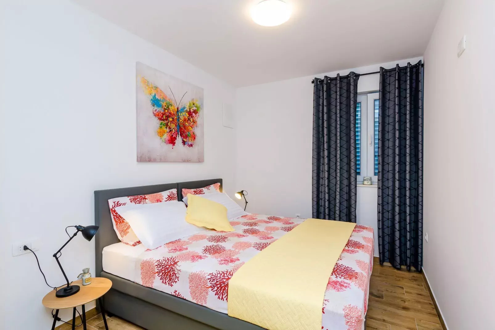Apartment Moon River - Two-Bedroom Apartment with Terrace-Schlafzimmer