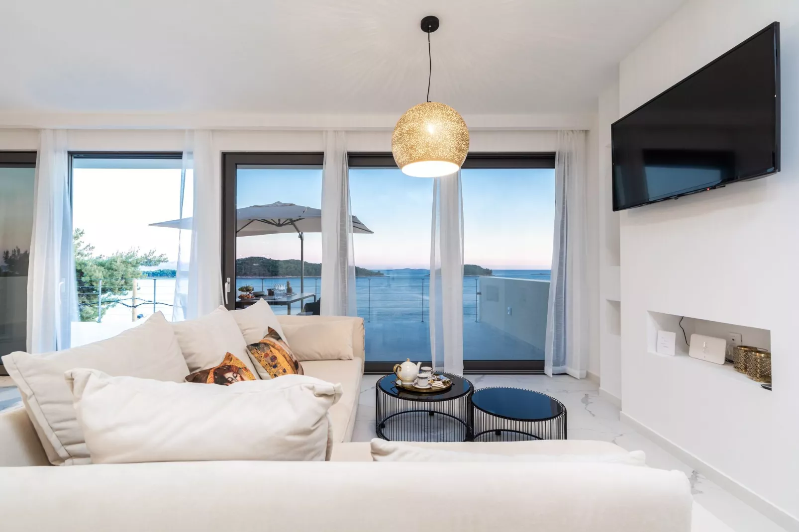 Villa Desire - Three Bedroom Villa with Pool and Sea View-Living room