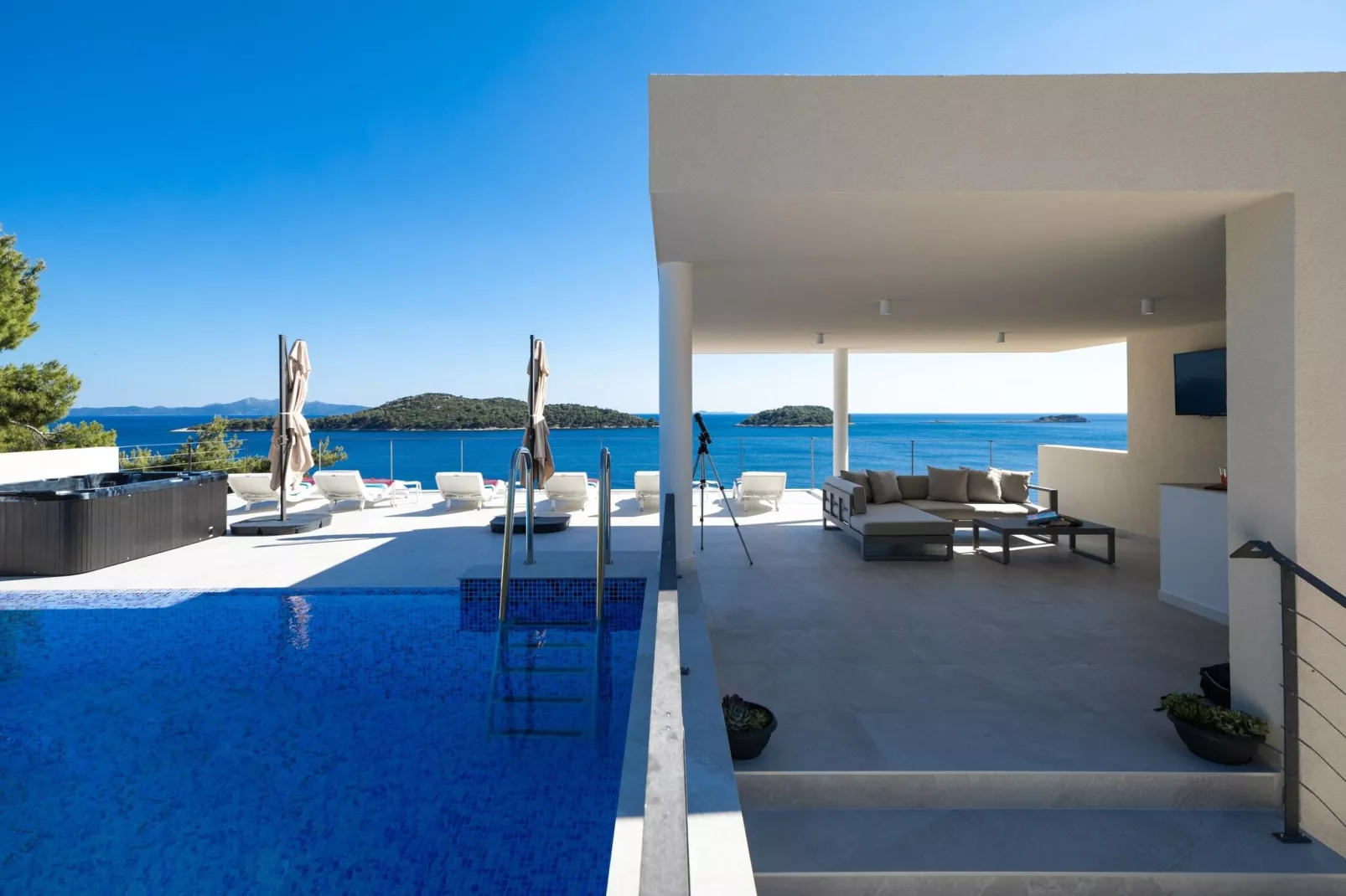 Villa Desire - Three Bedroom Villa with Pool and Sea View-Pool