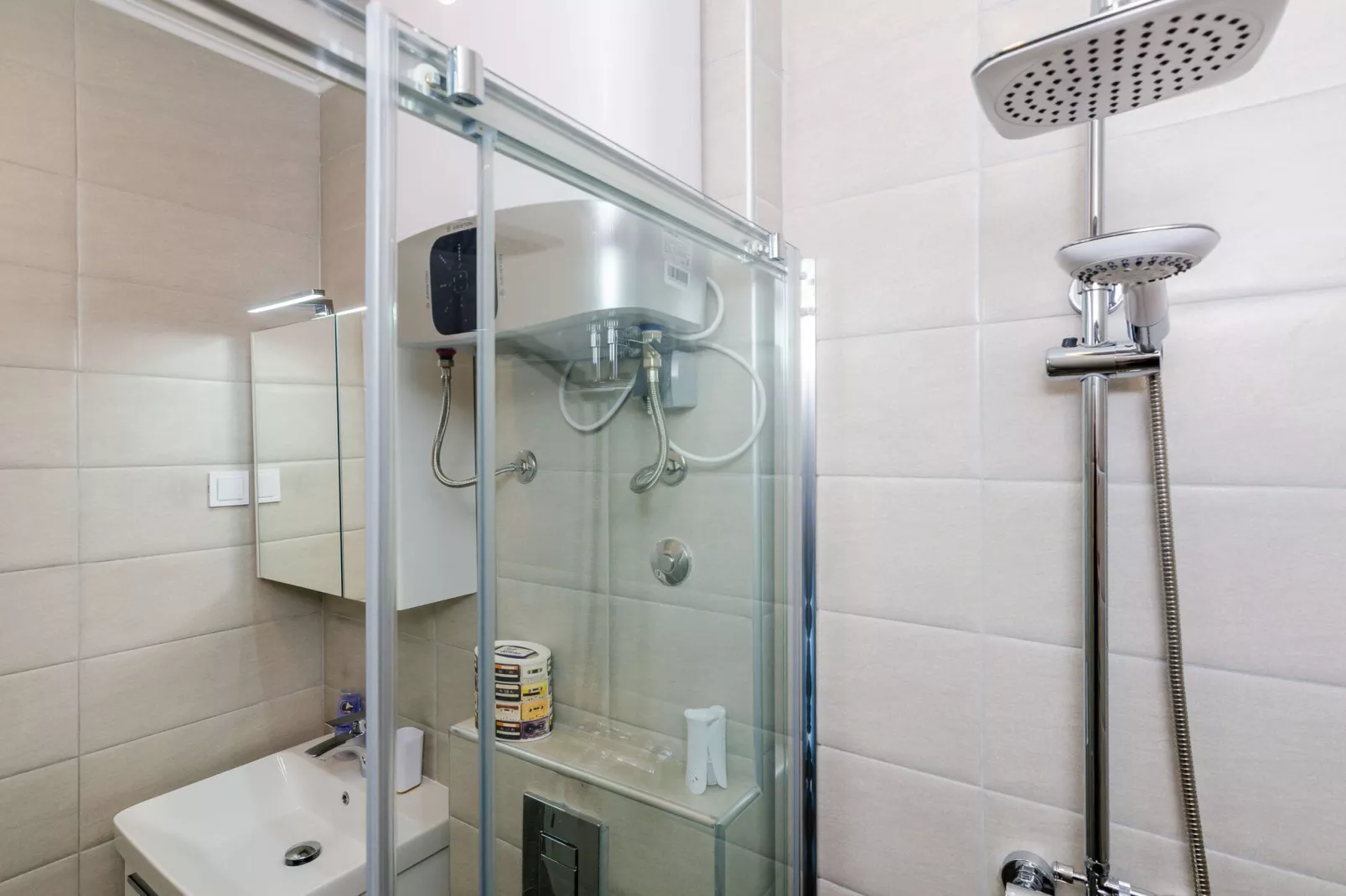 Apartments  L&M - Studio Apartment with Terrace (Vlahinić)-Badezimmer