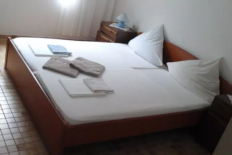 Apartments and Room Katja - Two Bedroom Apartment with Terrace-Chambre