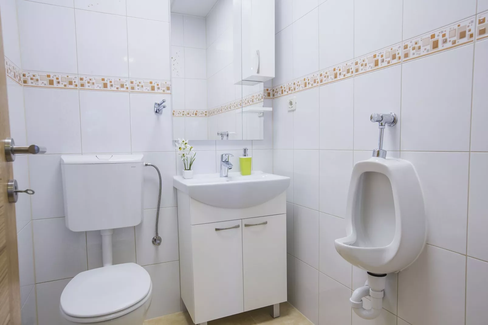Apartment Villa IN - Four-Bedroom Apartment with Private Pool-Badezimmer