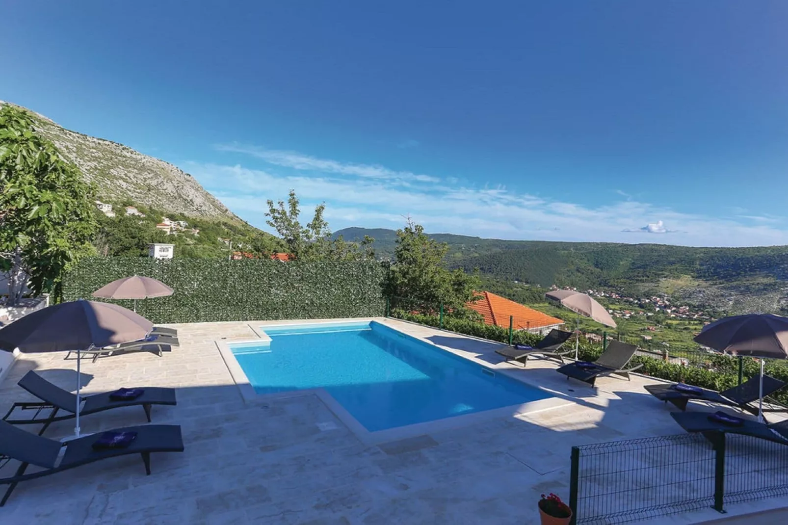 Apartment Villa IN - Four-Bedroom Apartment with Private Pool-Schwimmbad