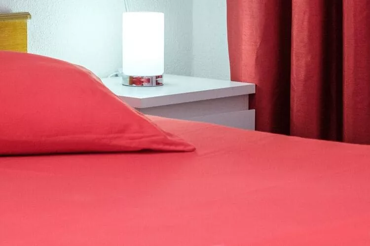Apartments Hope (Dugi Rat) - Comfort OneBedroom Apartment with Terrace and Sea View (A1)-Bedroom