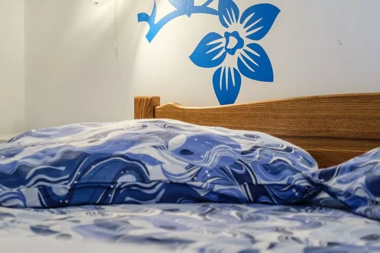 Apartments Hope (Dugi Rat) - One-Bedroom Apartment with Terrace and Sea View (A2)-Bedroom