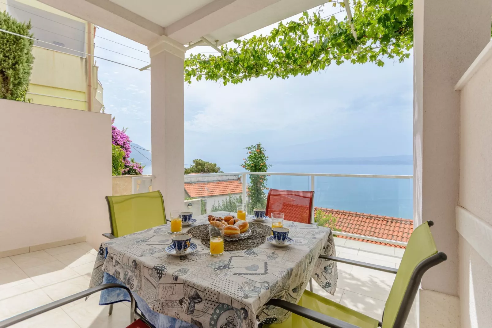 Apartments Hope (Dugi Rat) - One-Bedroom Apartment with Terrace and Sea View (A2)-Terrace